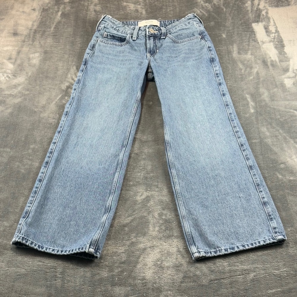 Hollister Low-Rise Baggy Jeans Light Wash Blue Denim W23 Short 000s